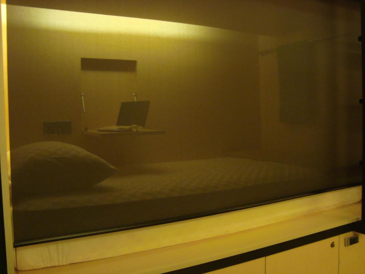 Bali Caps Hostel Кута Экстерьер фото