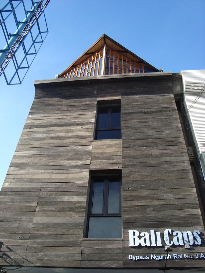 Bali Caps Hostel Кута Экстерьер фото