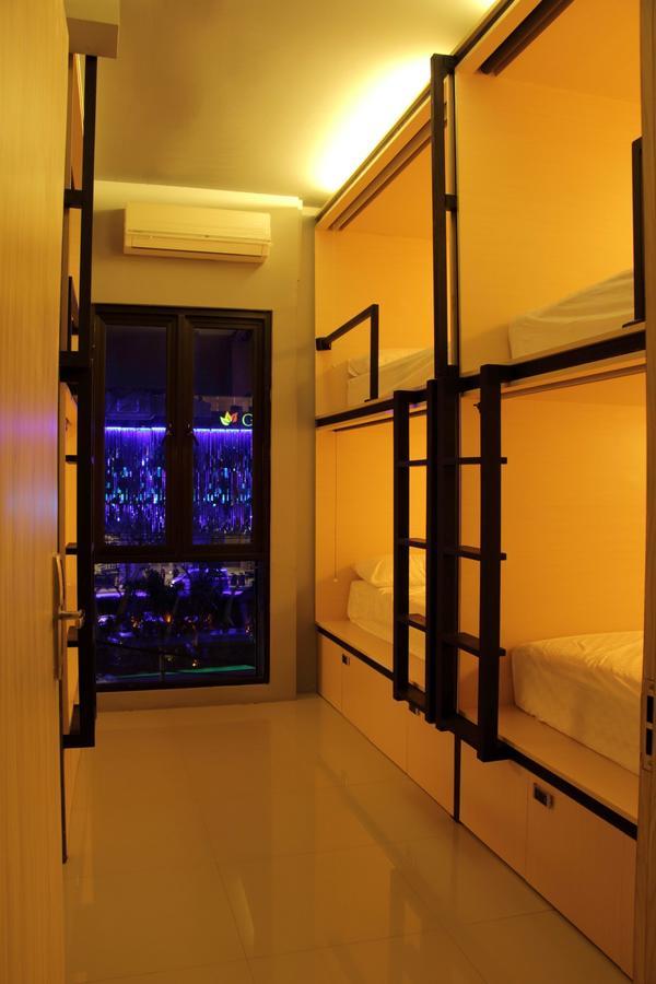 Bali Caps Hostel Кута Экстерьер фото